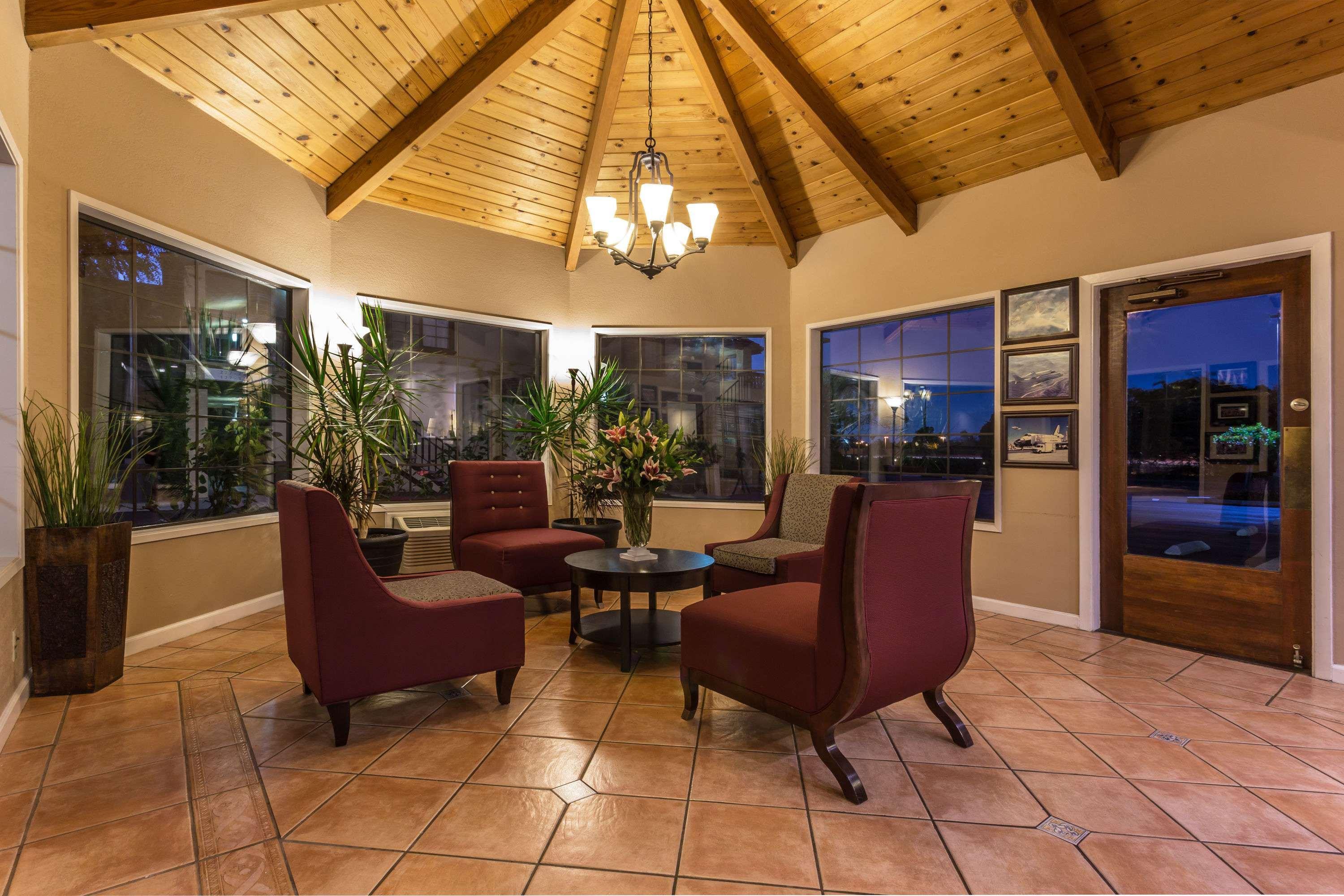 Ramada By Wyndham Mountain View