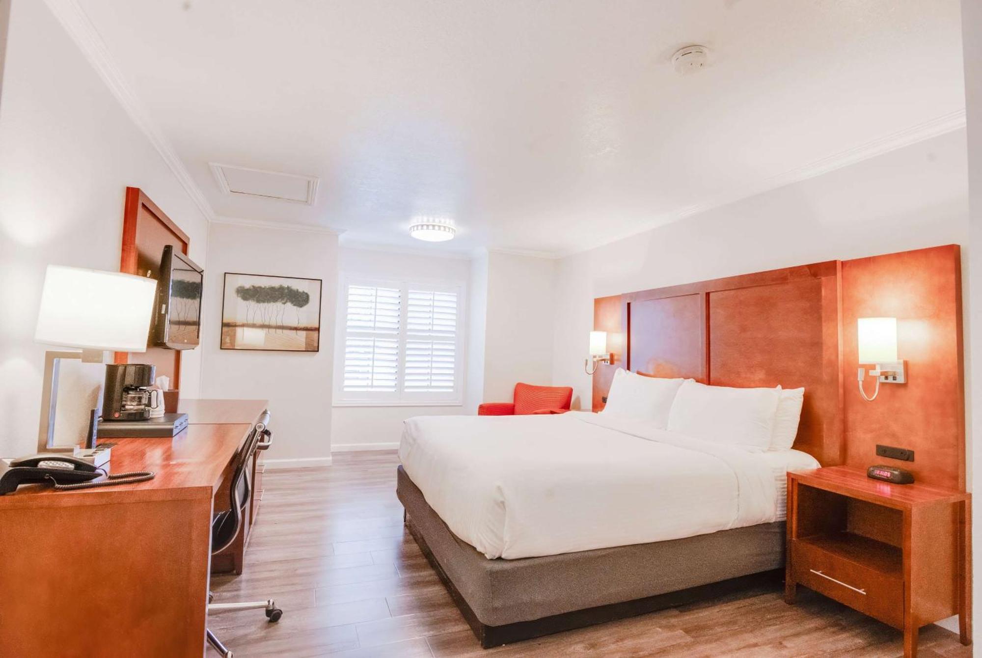Ramada By Wyndham Mountain View
