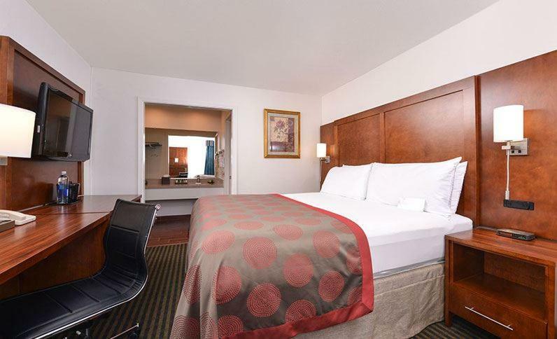 Hotel Ramada By Wyndham Mountain View