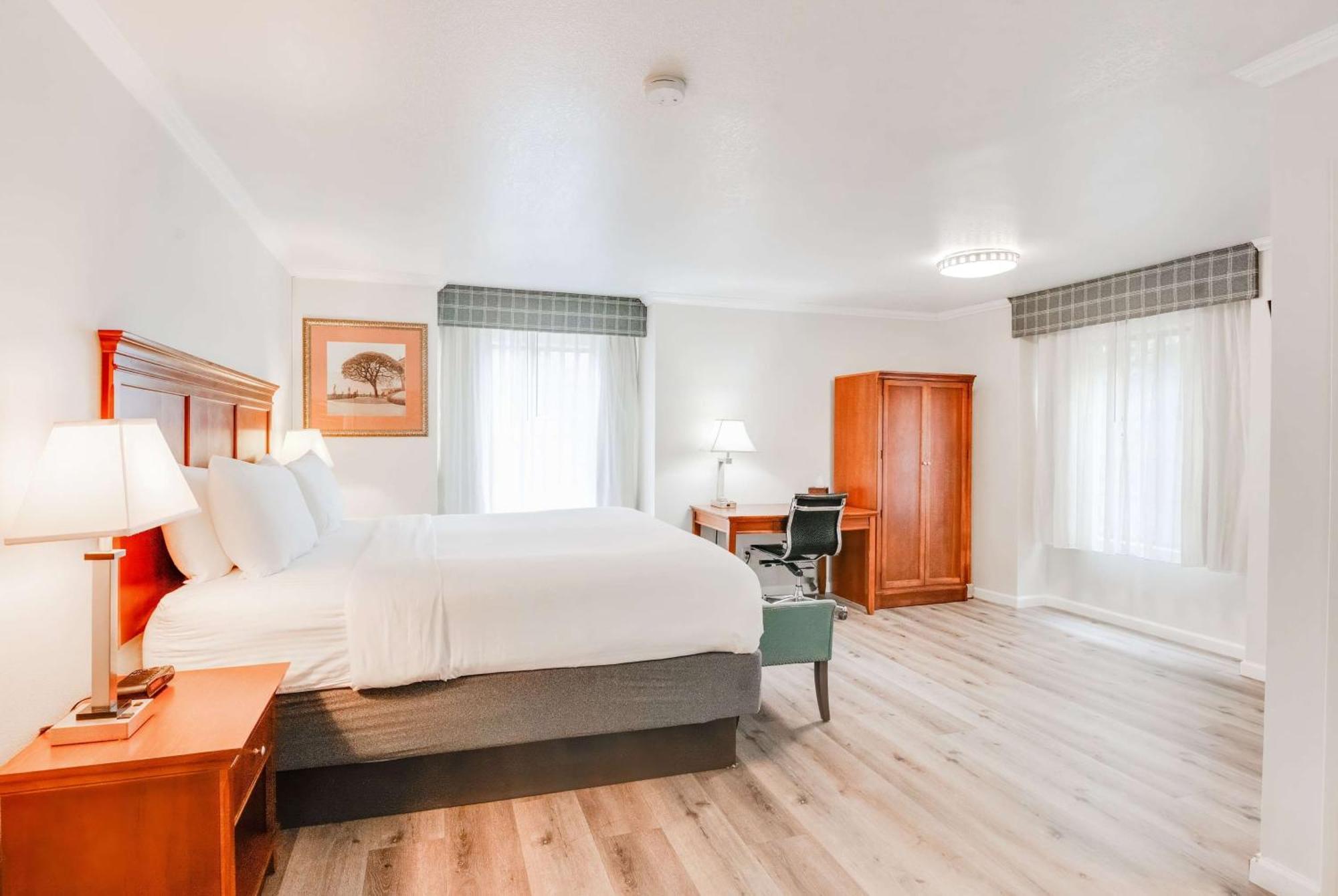 Hotel Ramada By Wyndham Mountain View
